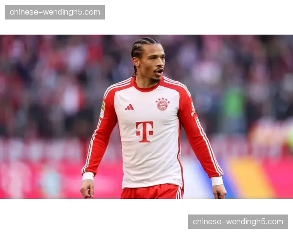 萨内赛后独自加练点球,拜仁出局夜显落寞 萨内赛后独自加练点球,拜仁出局夜显落寞